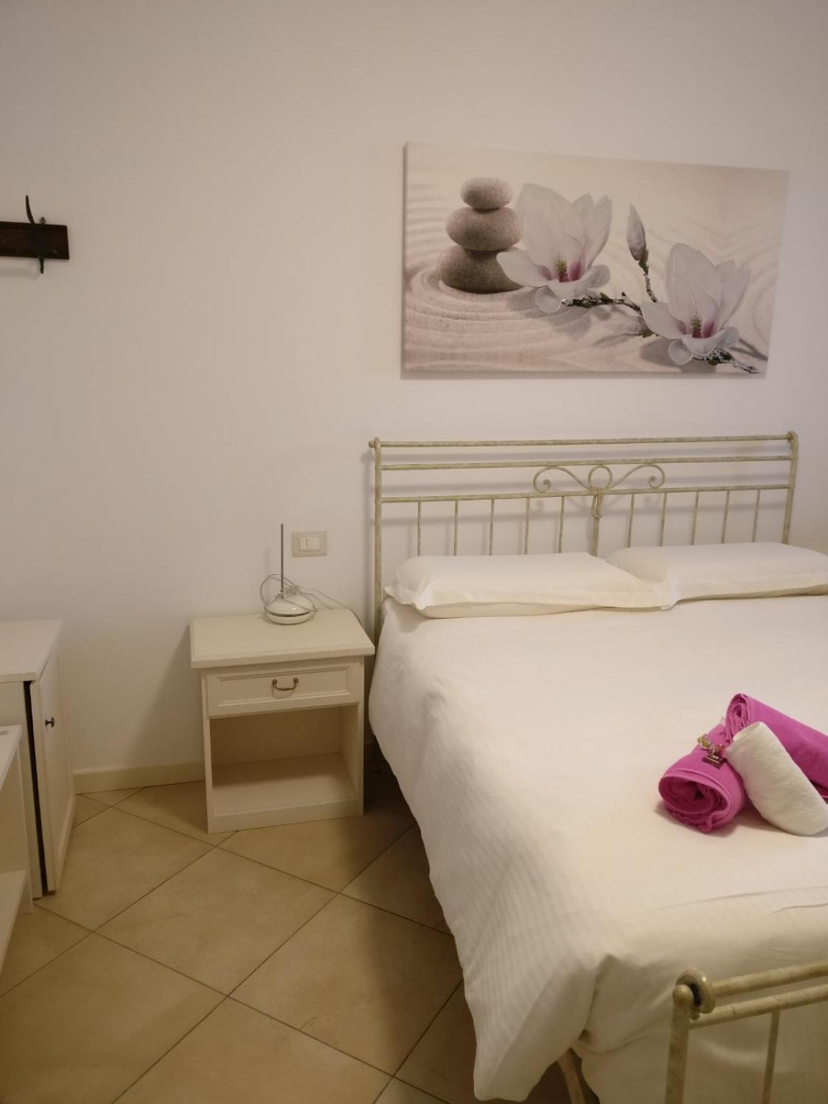Agriturismo Nonna Bettina Moniga del Garda Habitación foto